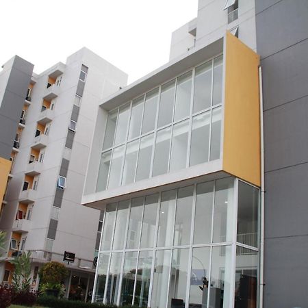 Nature Inn Aeropolis Ar3 ทังเกอรัง ภายนอก รูปภาพ